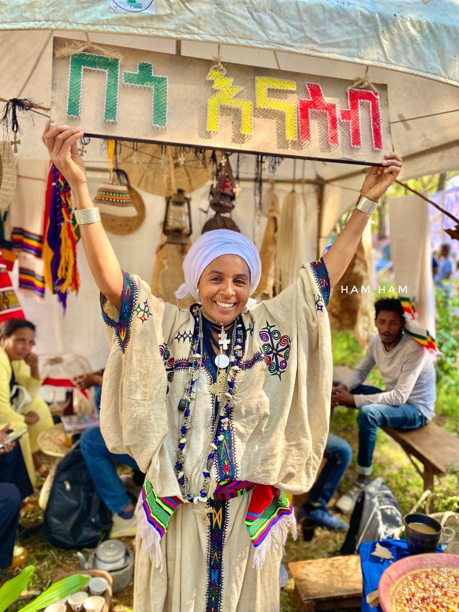 SaronSaricho's tweet photo. #ውድቀታችን ለሚጠብቁ ውድቀትን ሳይሆን
ከፍታችንን እናሳያለን!!! 
በጎ እናስብ 💗 ሰላም እደሩ✍️🇪🇹 https://t.co/m97bE4X4G4