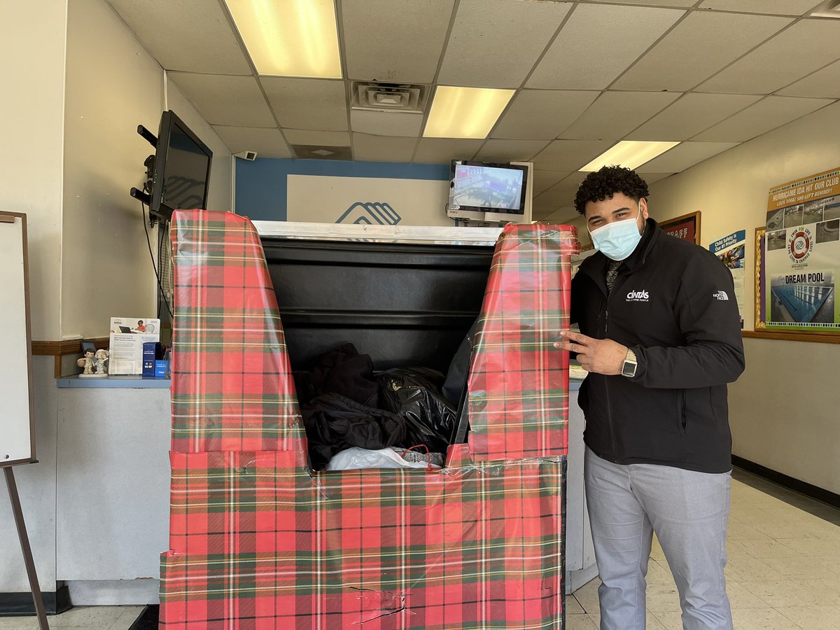 A special shout out to our friends at Cintas in Union! They ran a coat drive for our Club. Our members have been participating in a coat 🧥 drive for Jersey Cares. Thank you for your support! #bgcuc #WhateverItTakes #cintas #jerseycares