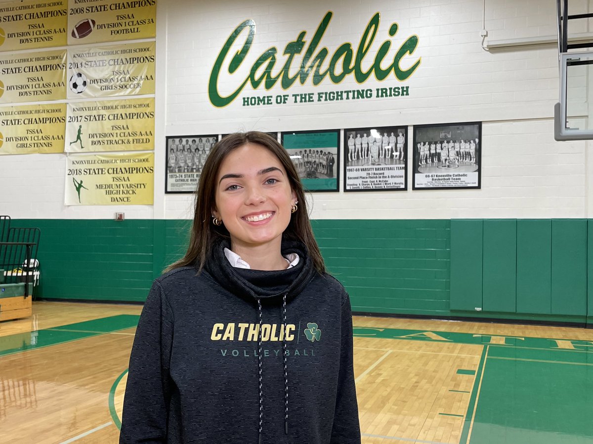 Congrats to <a href="/KnoxCatholic/">Knoxville Catholic☘️</a> volleyball standout Devyn Dunn who was named the Gatorade Tennessee Player of the Year. 👏🏼

She said she celebrated with her mom bringing her Chick-Fil-A for lunch. I mean, I can’t blame her. 🤣

We hear from Dunn today on <a href="/wbir/">WBIR Channel 10</a> at 6pm.