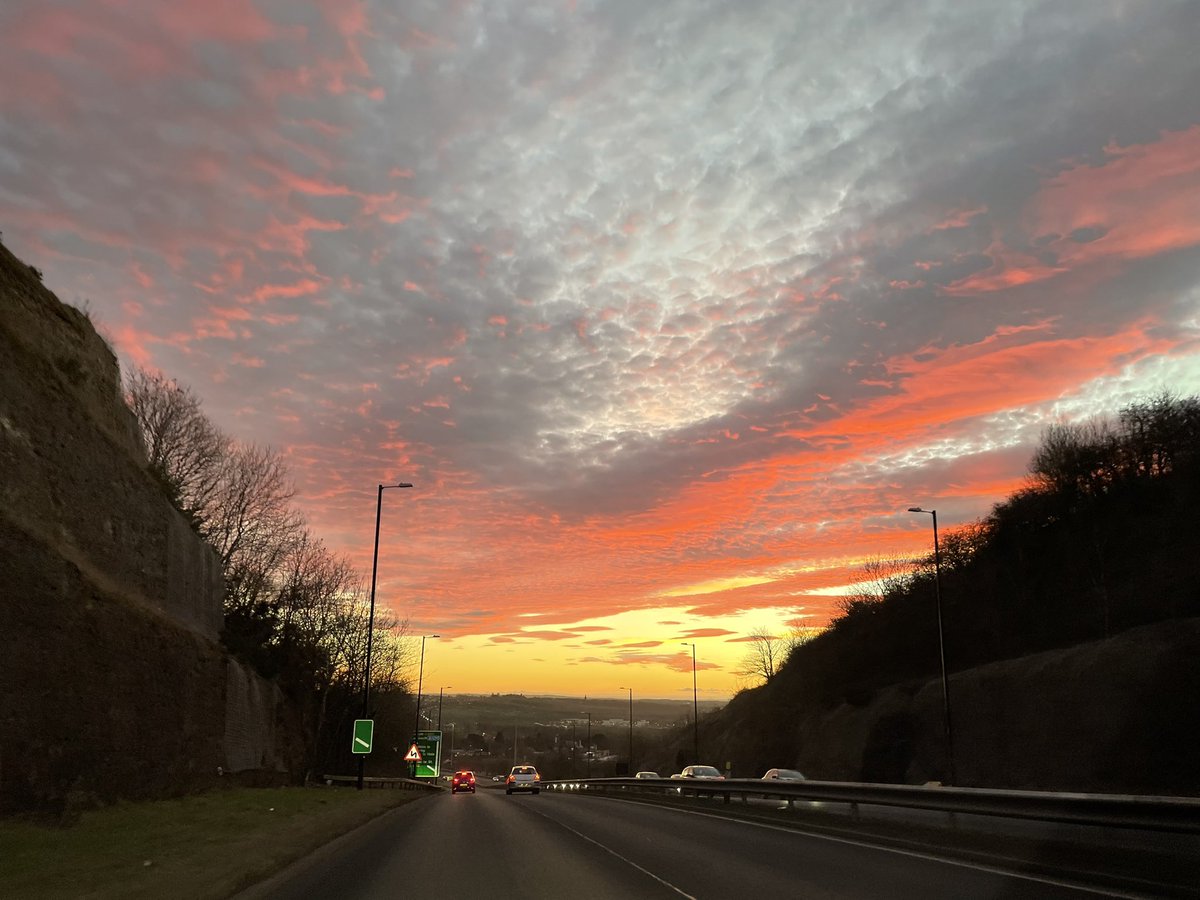HoughtonHeritag's tweet photo. Tonight’s sunset over Houghton Cut.
#HotonSunset #HoughtonLeSpring #Sunset #dusk #HotonCut #A690 https://t.co/rJSnN2INn7