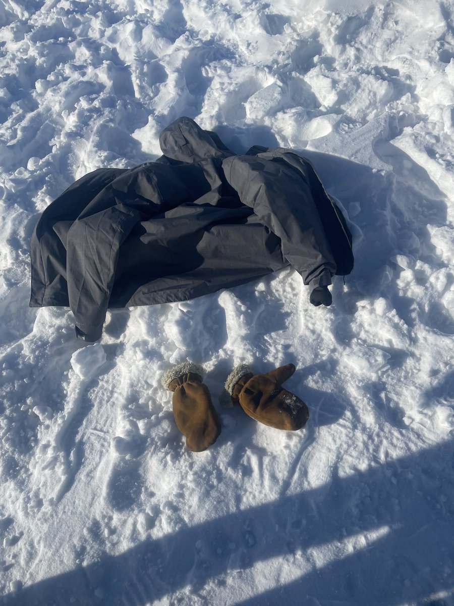 chadlueck's tweet photo. 21 degrees today = 100 kiddos asking if they have to wear a coat at recess…🤷♂️🤦♂️ #HiLiners https://t.co/ymEXbL9U6x