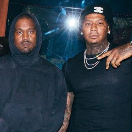 nfr_podcast's tweet photo. Kanye West x Moneybagg Yo 🤯

“I got to lock in with you on Donda 2” https://t.co/vvD2EVVRoh