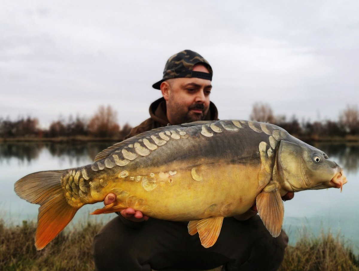 tommilson86's tweet photo. First session of the year resulted in two bites unfortunately one was a hook pull... #teamneb #teamBMG #teamrhino #teamevo @BMGTackle @EvoCarpTackle @NorthEastBaits https://t.co/Vp3bbMsm9t