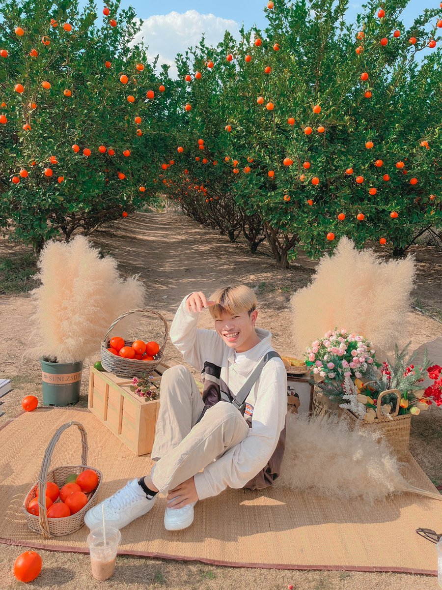 PS_6577's tweet photo. ส้มหยังอ่ะ ส้มจ่ยบ่ะ 🍊😂😊 https://t.co/76rx5Wkjtg