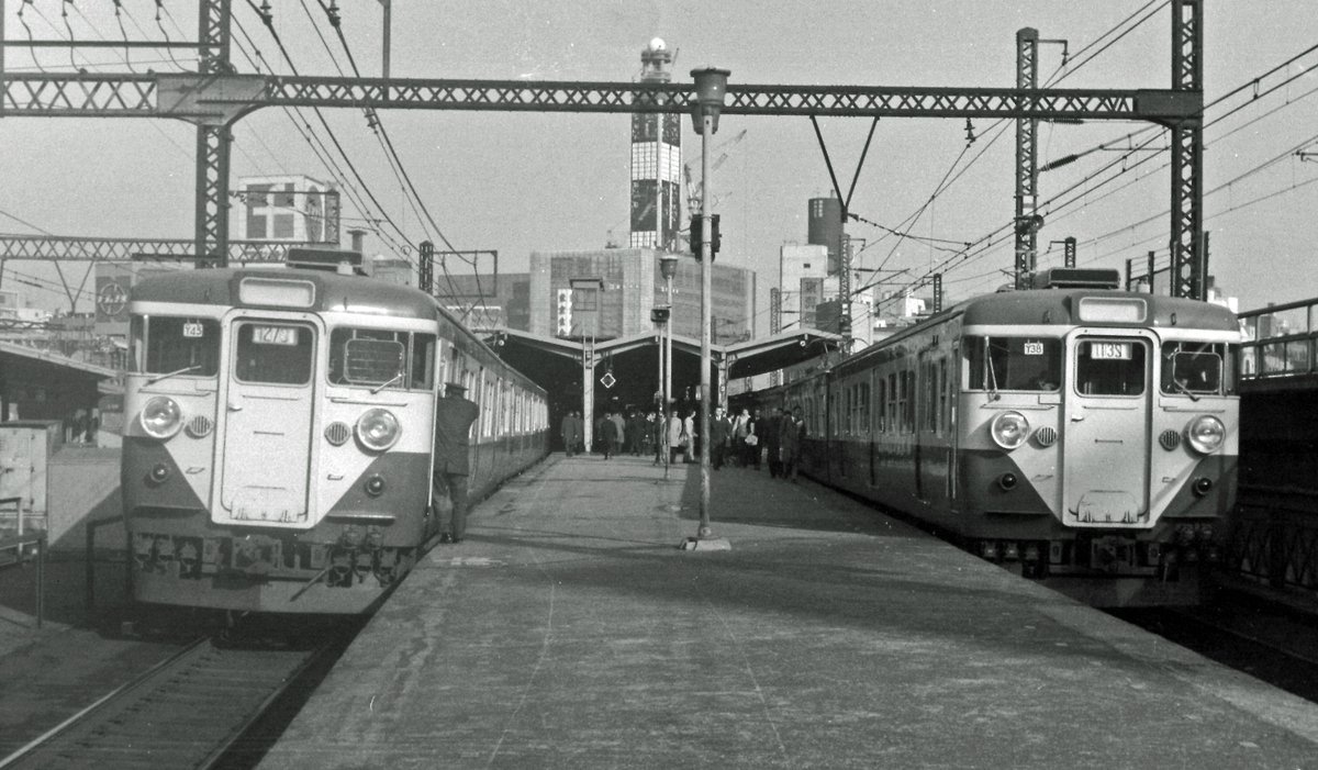 懐かしい新橋駅の 横須賀線113系 ＃113系の日