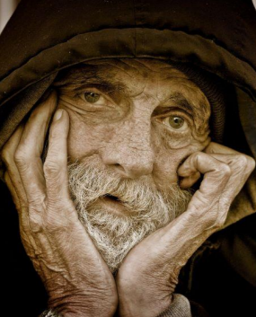 PracBioethics's tweet photo. Bioethical dilemma:
The Case of Jesse, Unrepresented and Homeless
Check out the case study here: https://t.co/AJbA57mV2b

#ethics #bioethics #bioethicaldilemma #toughquestions #advancecareplanning #casestudy #bioethicsmatters https://t.co/GXMXxYsOMt