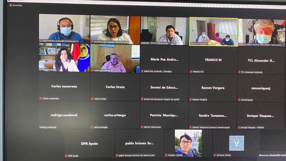 MintrabAysen's tweet image. 📌En Mesa liderada por @DPRAysen @SeremiSalud_XI de #Hanta, participó la Directora Regional @DirecDelTrabajo y Seremi(s) @DVictoriaSierra, donde se abordaron temas relacionados a la prevención de esta enfermedad

👨🏻‍🌾👷🏽‍♀️Recuerda seguir medidas de #autocuidado #ventila #desinfecta💪🏽