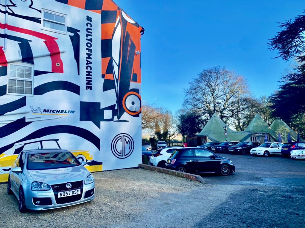 SimondeasSimon's tweet photo. Lovely trip out to Caffeine & Machine for coffee and a spot of lunch 👌🏼
I do love a 996 Turbo #Porsche #CaffeineAndMachine #Edition30 #GolfGti https://t.co/nBEu493U3d