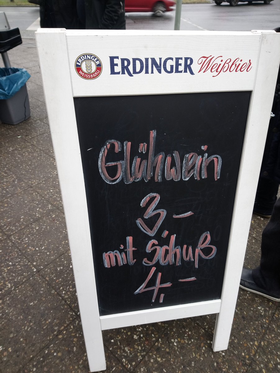 AliceB01973554's tweet photo. #VeggieWednesday 😉

'Target in sight'.... 🎯 while being on my way back to the hut...😋 Bless all those who can manage a Glühwein with a (rum) shot on an early rainy Berlin Wednesday afternoon 😇 https://t.co/D2sINKUbtW