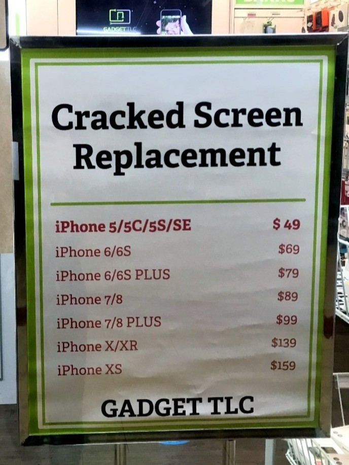 LEnfantPlaza's tweet image. Your iPhone can survive the cold if you treat it correctly! 🥶

Call (202) 505-2773 to get your phone serviced by @gadgettlc in #LEnfantPlaza before you start to crack! Grab some food while you wait! 📲
#PhoneScreenReplacement #CrackedScreen #WinterDamage