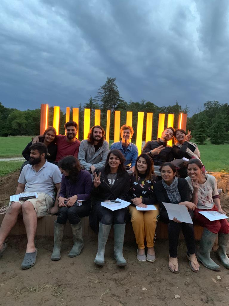 On the occasion of Youth Day, let us come together to contribute towards the wellness and happiness of youth for making our country a better one.

Happy National Youth Day!

#NationalYouthDay #TDV