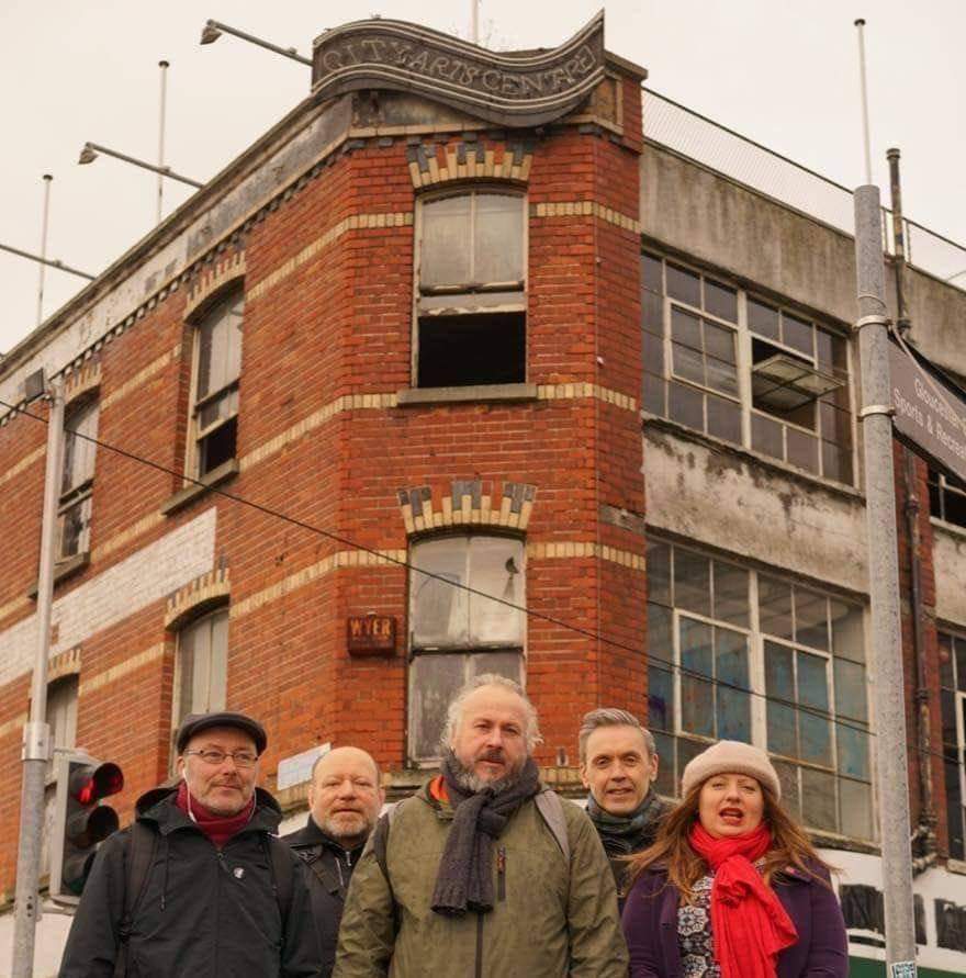 donna_cooney1's tweet photo. We set up a campaign to #SaveTheSign City Arts Centre  with group Artists that worked here But sign went missing yesterday as the building is being stripped for a large office development. We want at least to the sign as a symbol of a culture era in Dublin https://t.co/AUfCa7MfUb https://t.co/XF0Uk2f05g