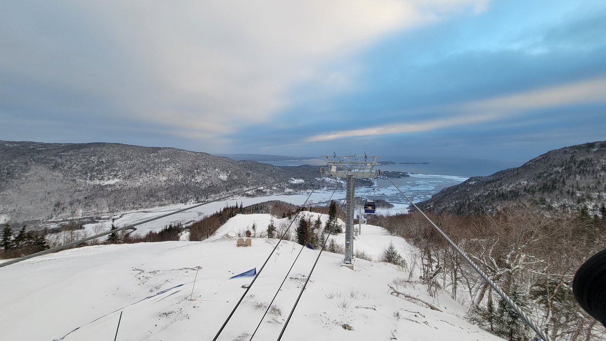Gorgeous day to hit the #Cabottrail in #CapeBreton !