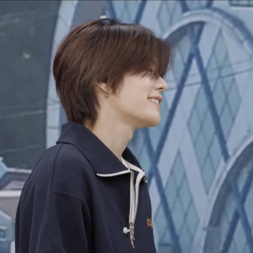 พี่ยูตะรูปนี้ควรได้รับการจดเป็นมรดกโลกนะ