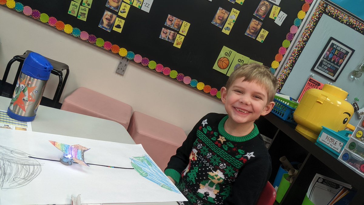 DavisN206's tweet photo. Write on Wednesday is full of excitement over writing codes! @NESD
#NESDcodes https://t.co/KCLF8ugNHw