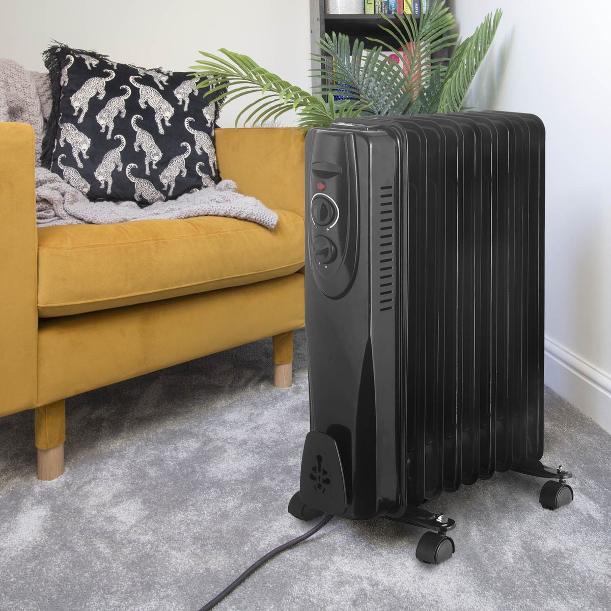 JackStonehouse2's tweet photo. Get #cosy without all of the extra layers by using one of our highly effective portible heaters 👌

Available in a range of colours and designs!

⭐ Shop now - https://t.co/xGbmuKvSgX ⭐

#heating #WarmUp https://t.co/9si4jVVTAP