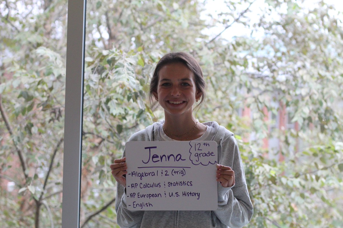 SPOTLIGHT TUTOR
Introducing Jenna: She has been on the Field Hockey team since freshman year just finished her senior season! She loves to read and hang with friends in her free time. 
Stop by the peer tutoring center and say hi to Jenna and the rest of our amazing peer tutors!!