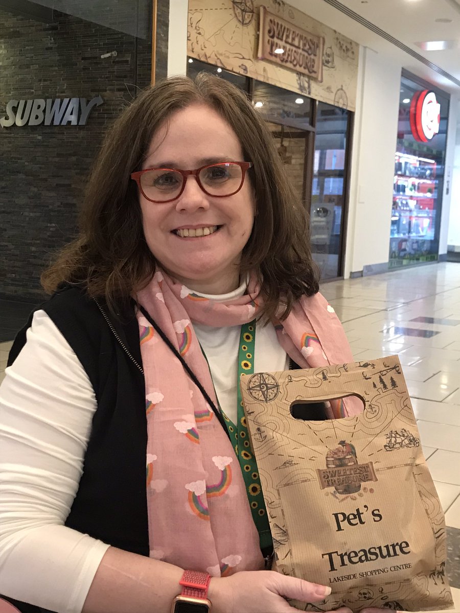 Had to cancel a shoot so <a href="/SirOfPet/">SirOfPet</a> has treated me to a bag of sweetest treasure.