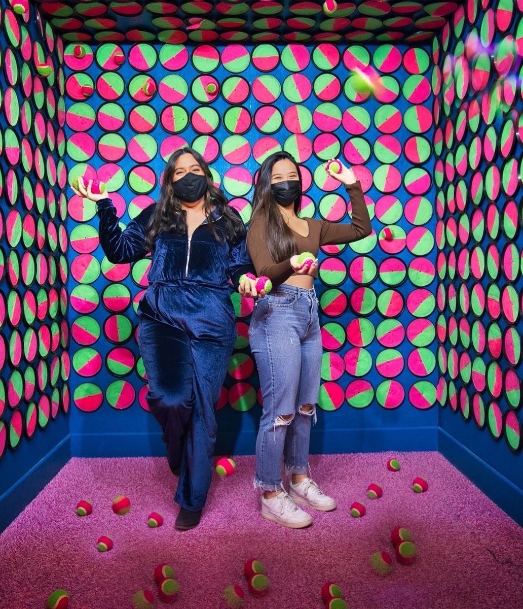 BESTIES, ONLY 3 WEEKS LEFT! Our last day is (sadly) January 30th 💖 Chicago, you have been a DREAM ☁️🌈 Scoop up some last-minute tickets before we leave!