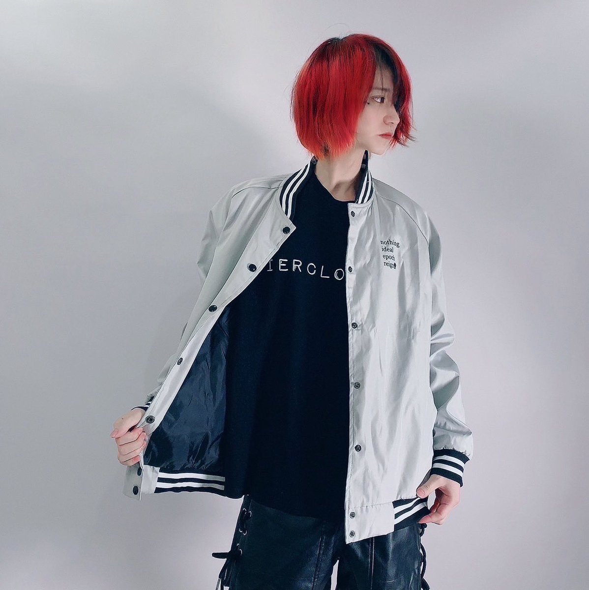 NieR_tokyo's tweet photo. 🎁本日〆切プレゼント企画🎁

内ポケット付き高品質BLOUSON JACKET【GRAY】

🎁3名様にプレゼント🎁

ユニセックスアイテムです🐰

◼応募方法
フォロー(@NieR_tokyo) &amp; RT
◼締切〆  本日24時

※鍵垢の方も対象内です。
是非ご参加ください🙇‍♂️🙇‍♀️ https://t.co/4SklPB7TcZ