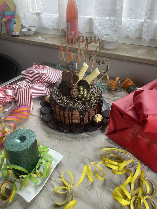 Watch Bella 👑's leaked NSFW photo on TwXstars