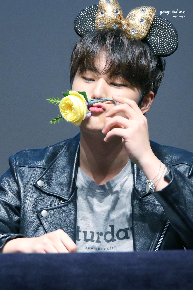 이 앙큼뽀이야..