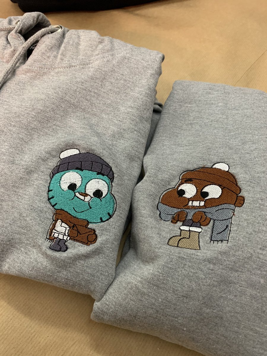 JSky_Designs's tweet image. تطريز غامبول و داروين 💙✨
.
.