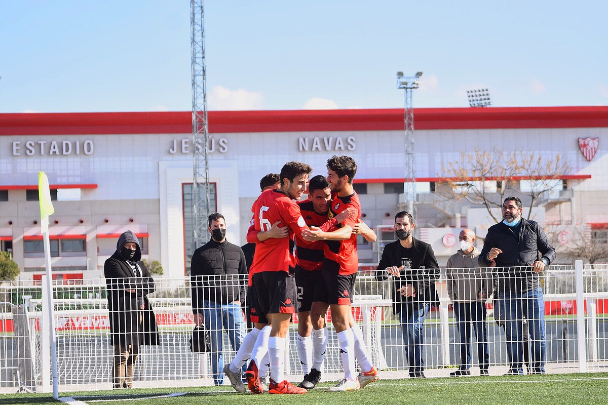 CD_Gerena's tweet photo. 🍍🍍🍍🍍 

😍 ¡Equipazo!

#CDGerena #Gerena #EsfuerzoYSacrificio #JuntosSomosMasFuertes https://t.co/uOgGR6KH3N
