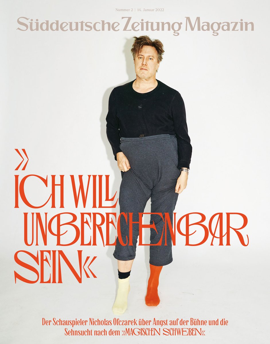 szmagazin's tweet image. Das neue Heft.

Am heutigen Freitag in der @SZ und unter sz-magazin.de

Titelfoto: Maria Ziegelböck