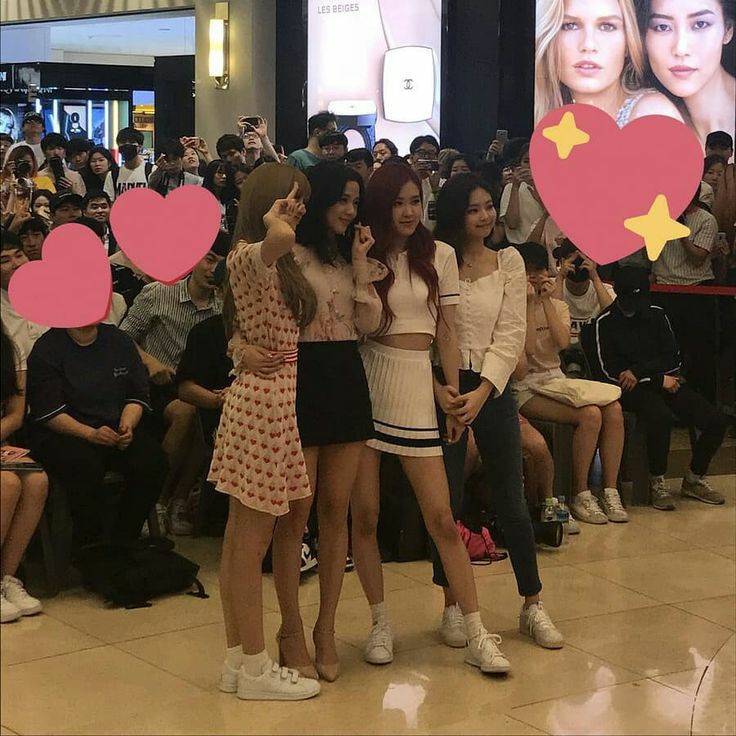 hourlybpinks's tweet photo. #BLACKPINK #블랙핑크 https://t.co/XTESCm53lx