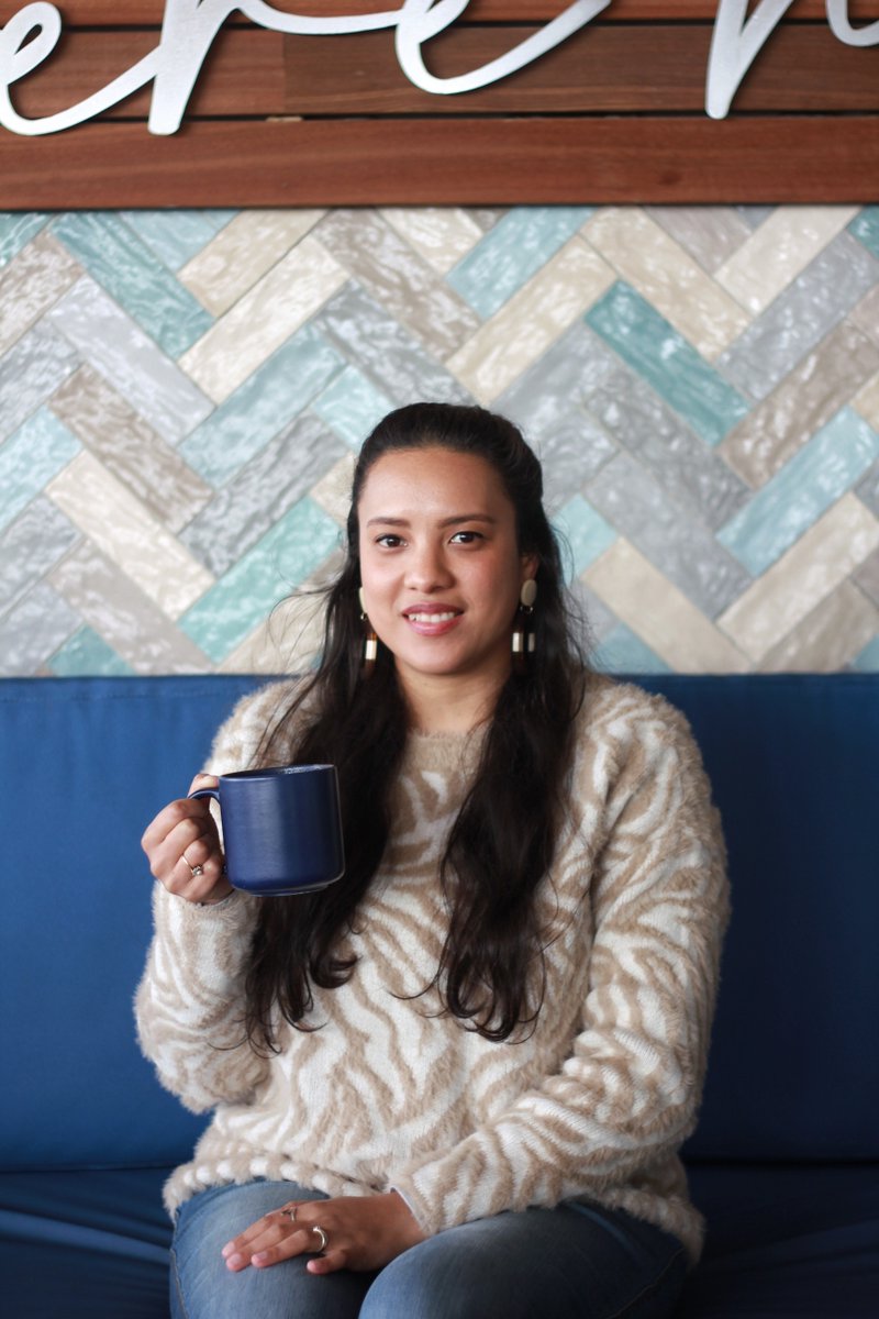 The 101 on constructing the perfect caption! 🦊❤️

Make sure your first sentence has a hook by asking a question or making a statement.
Avoid typos!
ALWAYS include a CTA! 
Include those #'s
​
​#digitalfox #marketingtips #caption