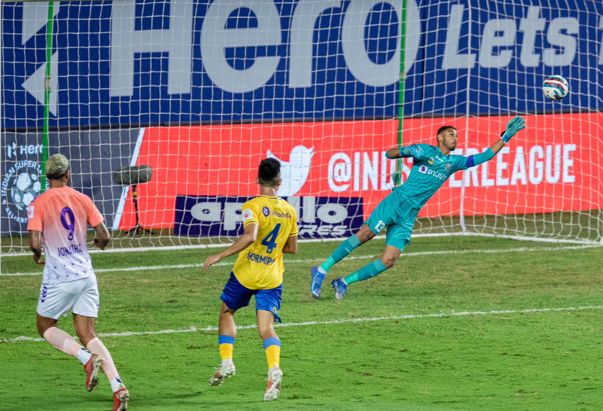 ISL Season 8 LIVE: Top five contenders to win the Golden Glove award this season