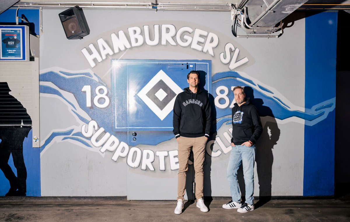 hsv_sc's tweet photo. In der #sn99 sprechen Abteilungsleiter Sven #Freese und #HSV-Vorstand Jonas #Boldt über mehr als nackte Ergebnisse und die Tabelle 🗣 Neben vielfältigen Themen rund um den #HSV teilen beide eine Begeisterung für den Fußball in Südamerika ➡ https://t.co/DUBE7DZkQw 🔷
#nurderHSV https://t.co/WNWZHXM5Eh