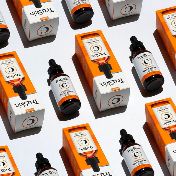 TruSkinOfficial's tweet photo. BuzzFeed featured out Vitamin C Serum in their article "54 Beauty Products With Before-And-After Pics That Prove They're Worth Buying"

Read Now: https://t.co/02DBSKBRG5 https://t.co/0hgAJa5t83