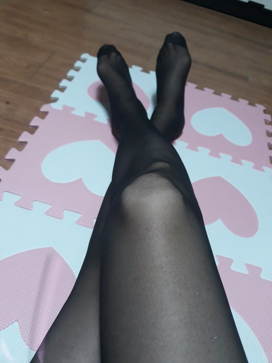 다양한 포즈로 이쁘게 찍고 싶은데 이쁘게 안나와 ㅋ