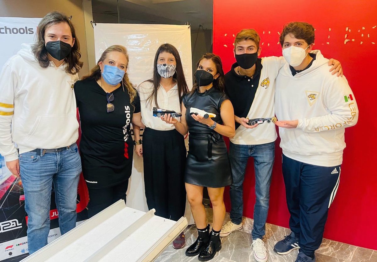 ¡Nuestra querida <a href="/Tabatajalilreal/">Tabata Jalil</a> nos presenta un reportaje sobre un proyecto de escudería a escala que busca impulsar la tecnología, ingeniería, la ciencia y las matemáticas! 😱🏁🏎📺 #MiércolesConVLA <a href="/F1inSchoolsMx/">F1 in Schools México</a> @persiste_ac