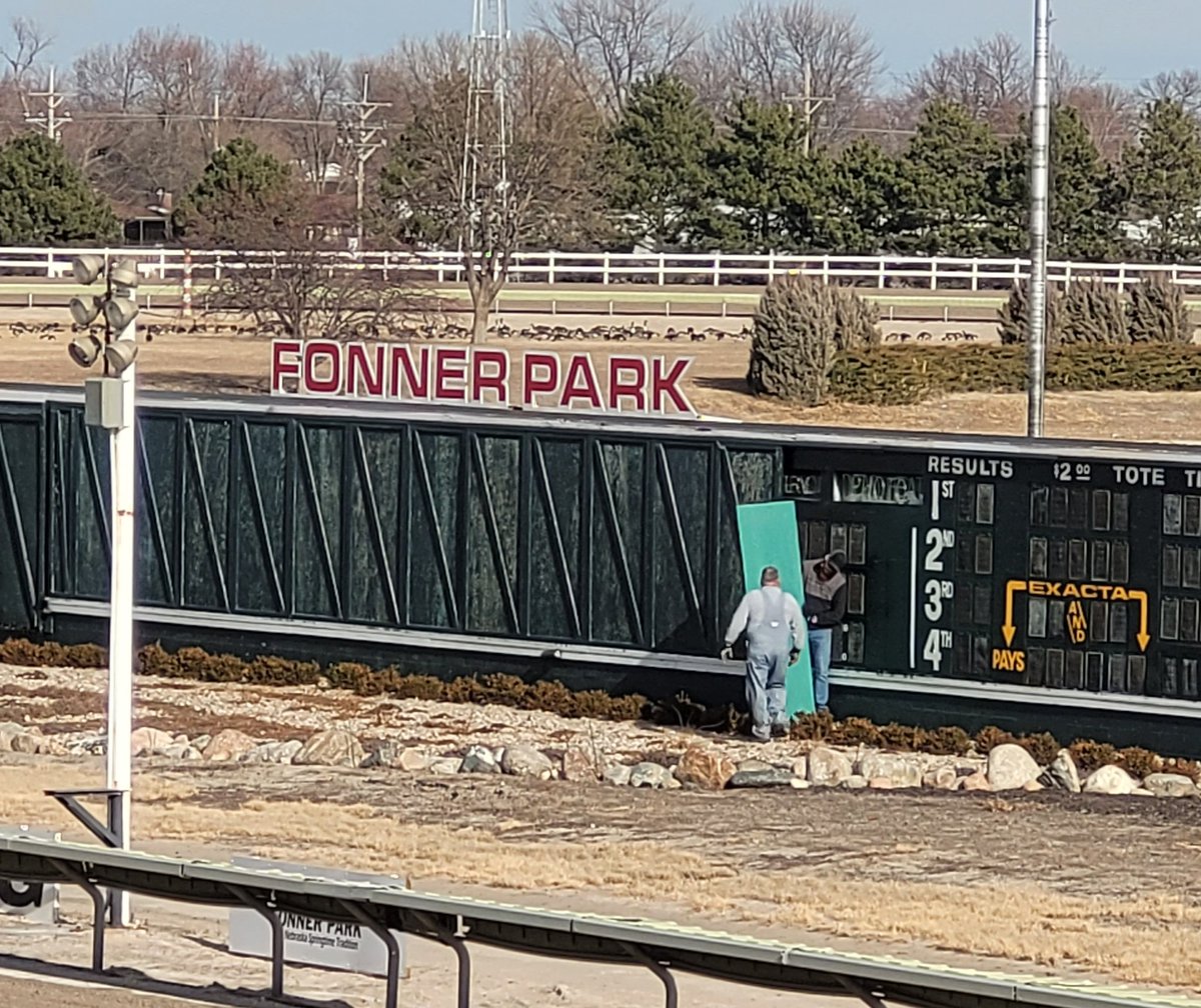 Fonner Park Racing tweet media