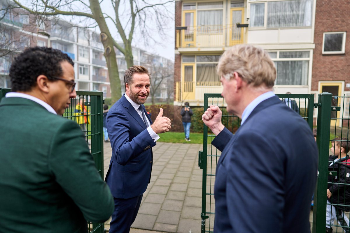 Ministerie van BZK tweet media