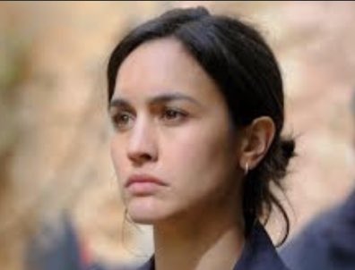 due_sandra's tweet photo. Oye @JuanGomezJurado @PrimeVideo… mis #AntoniaScott y #JonGutierrez, de la saga #ReinaRoja, son sin duda @MeganMontanerG y @HovikNoticias

#SoloComoIdea
#AhíLoDejo https://t.co/TDXK4BiHDf