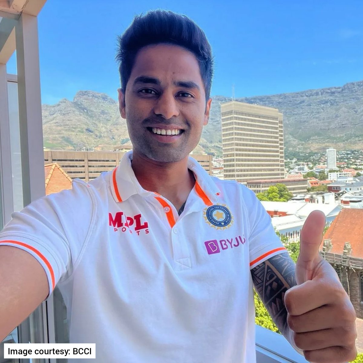 mipaltan's tweet photo. The 𝗦𝗞𝗬 is all settled and shining 😁👍

#OneFamily #SAvIND @BCCI @surya_14kumar https://t.co/nAt5qSmcZs