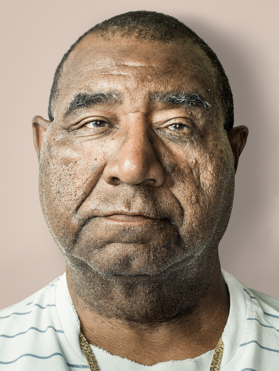 MirelesPhoto's tweet photo. One of the first portraits I took as part of my Neighbors Project. Over the course of four years, I took portraits of Americans in all of all backgrounds in all 50 states. #portraitphotography #photography #NFTartist #TedTalk https://t.co/hJyTbw5K0C