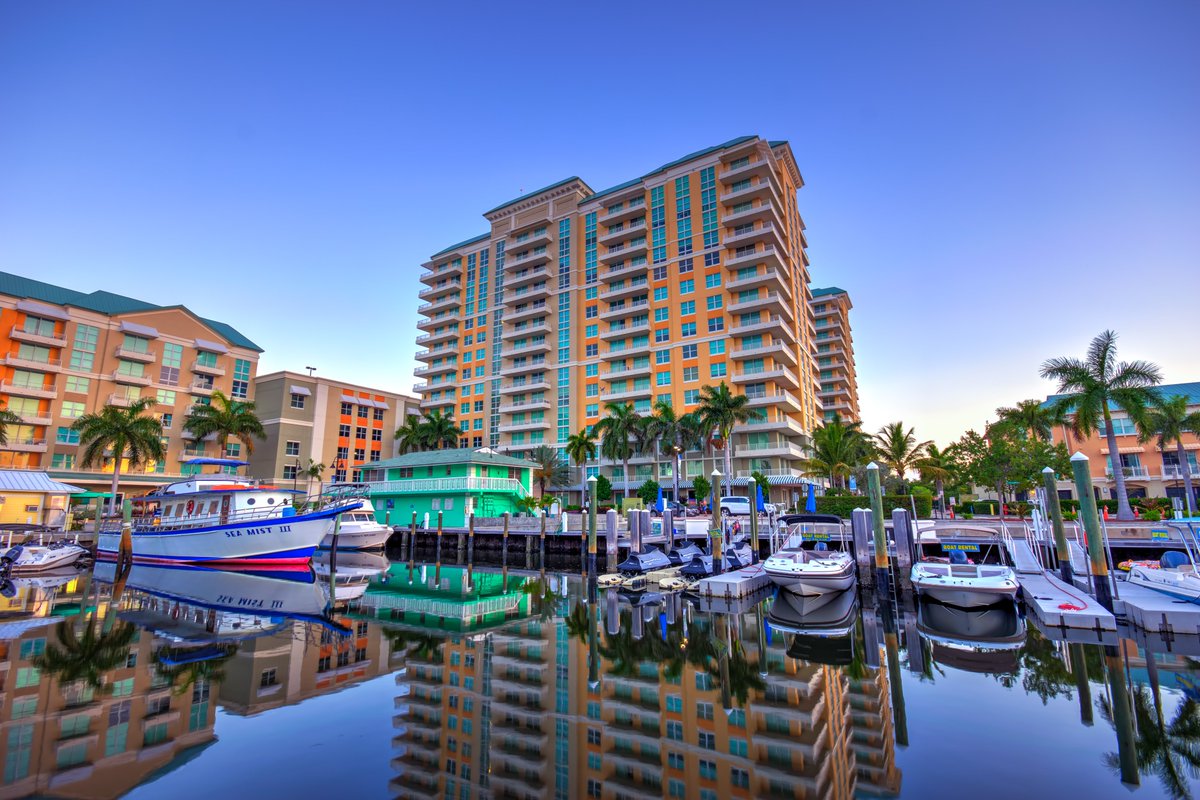 BoyntonBeachCRA's tweet photo. The Boynton Harbor Marina is now live on Instagram! 
Follow them here: https://t.co/wxk6uIIIs2 https://t.co/EicJTeglS8