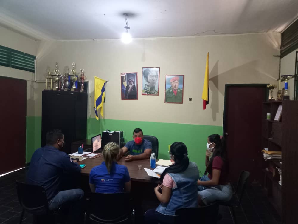 #12Ene22 En Reunion de #MesaTecnicadelaCarne  junto al Coordinador de Asuntos Pecuarios. de la Gobernacion. a fin de formar alianzas, debatir ideas acerca de la normalizacion de todo el sistema productivo y acceso al consumidor de la carne.
#potenciandoelcontrolsanitario