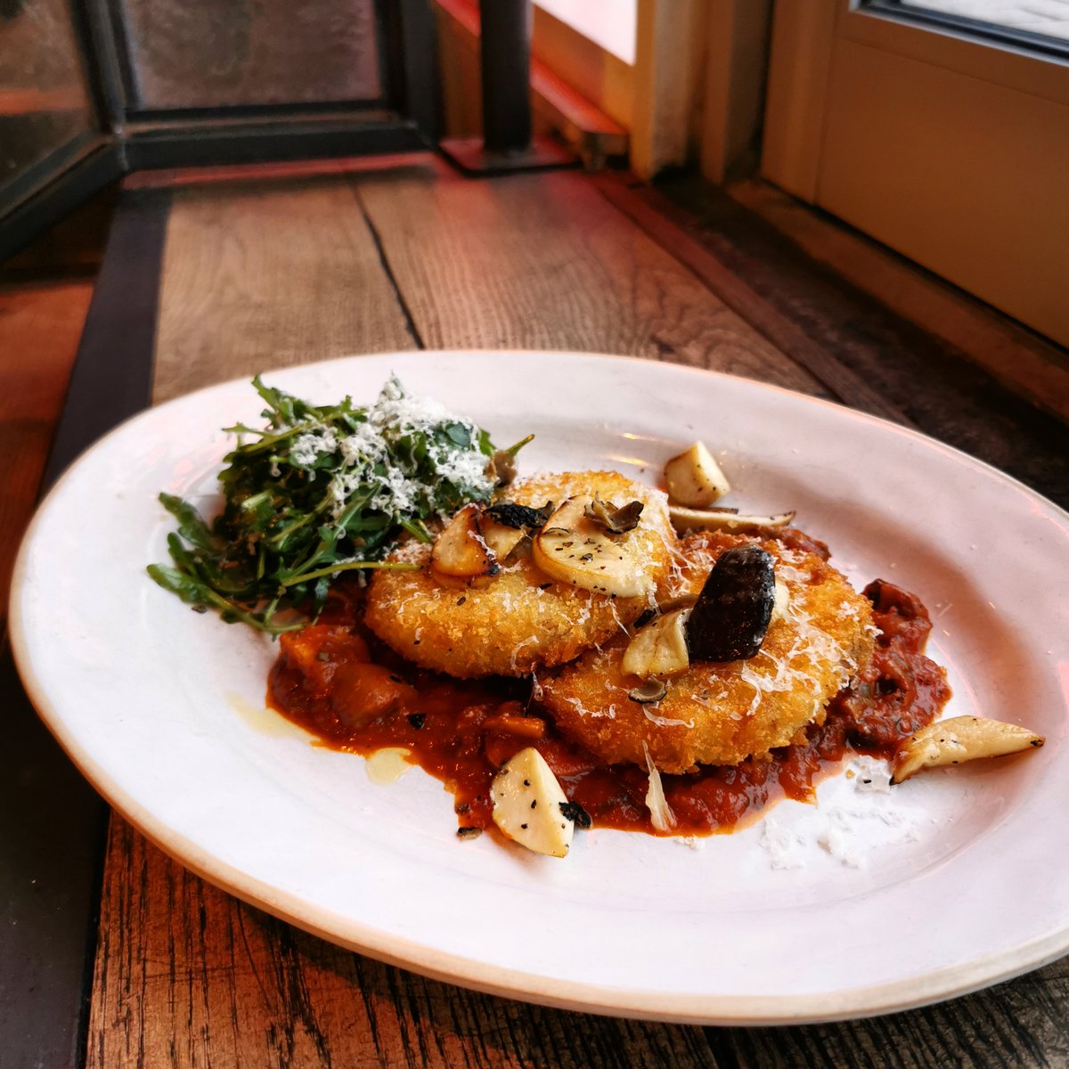JamiesItalianIreland (@jamiesitalianie) on Twitter photo We can create beautiful food with locally sourced products!
Thank you, <a href="/GERARDHARFORD1/">GERARD HARFORD</a>, for your hard work!
The Celeriac Milanese is part of our Veganuary special menu, available until the end of January.
#supportlocal #Veganuary2022 #jamiesitalian We can create beautiful food with locally sourced products!
Thank you, <a href="/GERARDHARFORD1/">GERARD HARFORD</a>, for your hard work!
The Celeriac Milanese is part of our Veganuary special menu, available until the end of January.
#supportlocal #Veganuary2022 #jamiesitalian