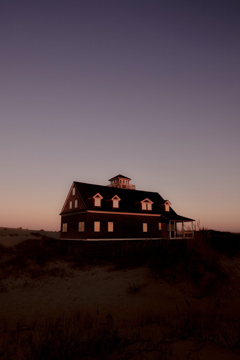 SlaterLemley's tweet image. Is there a time and place we can all stand still?