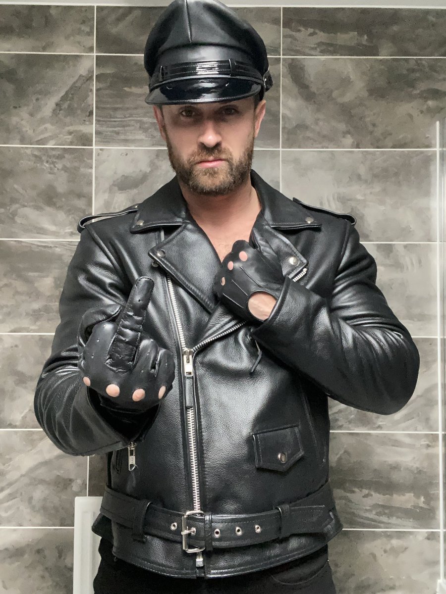 PromoRTpig's tweet photo. The King of Leather has arrived.
Bow down and serve @TheFindomKing peasants, you know we pay for Royalty. π§ββοΈπ€π·π
#leatherdom #leatherhunk #leathergod #LeatherMaster #loveleather #findom #cashmaster #finsub #cashslave #paypig #serveaking https://t.co/ejdo5niD87