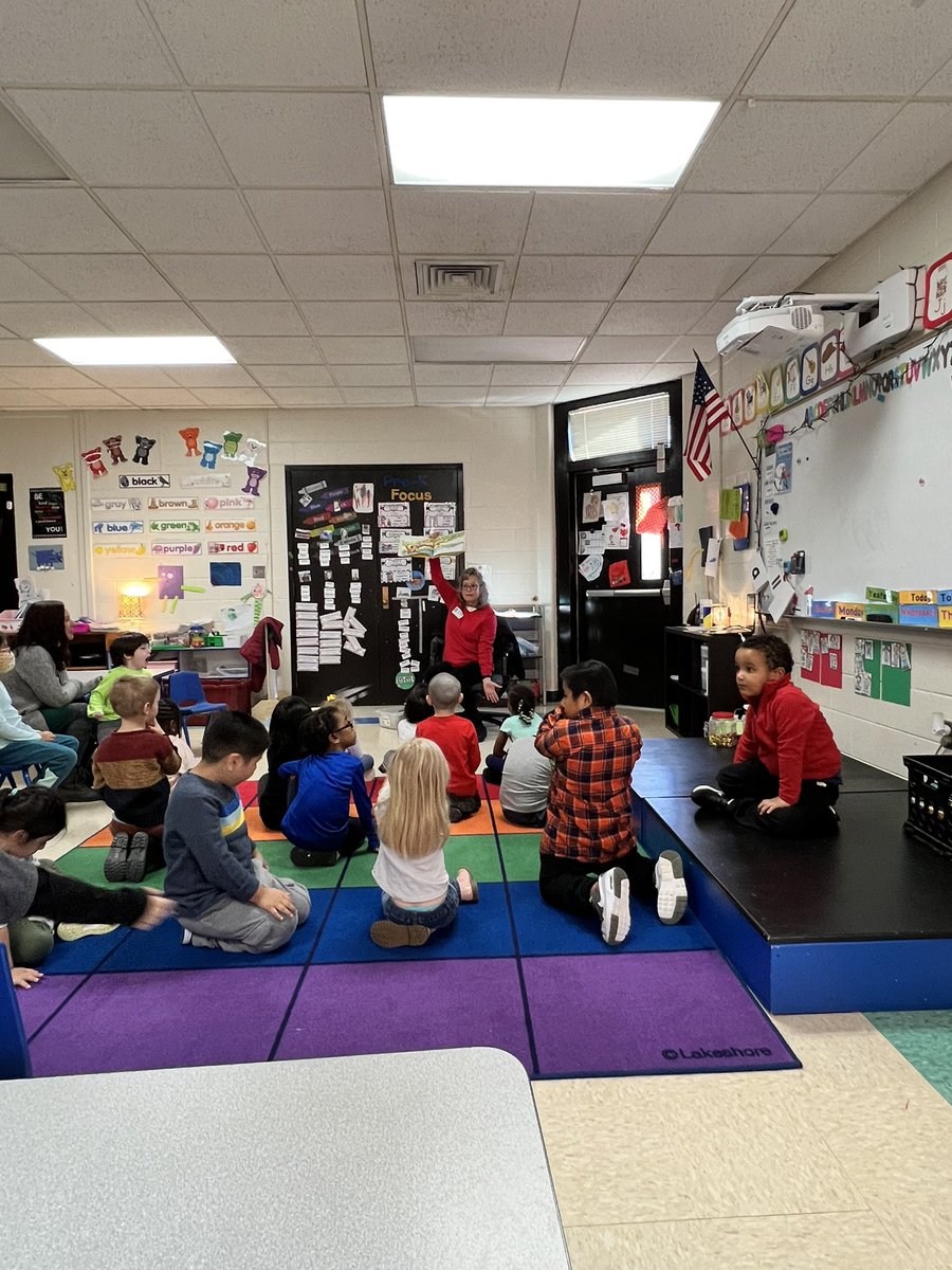 Megan Scott tweet media