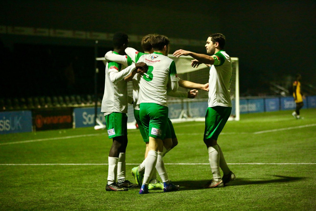 DAN’S THE MAN! 

Striker Dan Gifford - on loan from <a href="/Pompey/">Portsmouth FC</a> - is congratulated after grabbing the winner in our 1-0 victory over <a href="/OfficialWands/">Cray Wanderers FC</a> in <a href="/IsthmianLeague/">The Pitching In Isthmian League</a> tonight 

Pic: @MartinDenyer