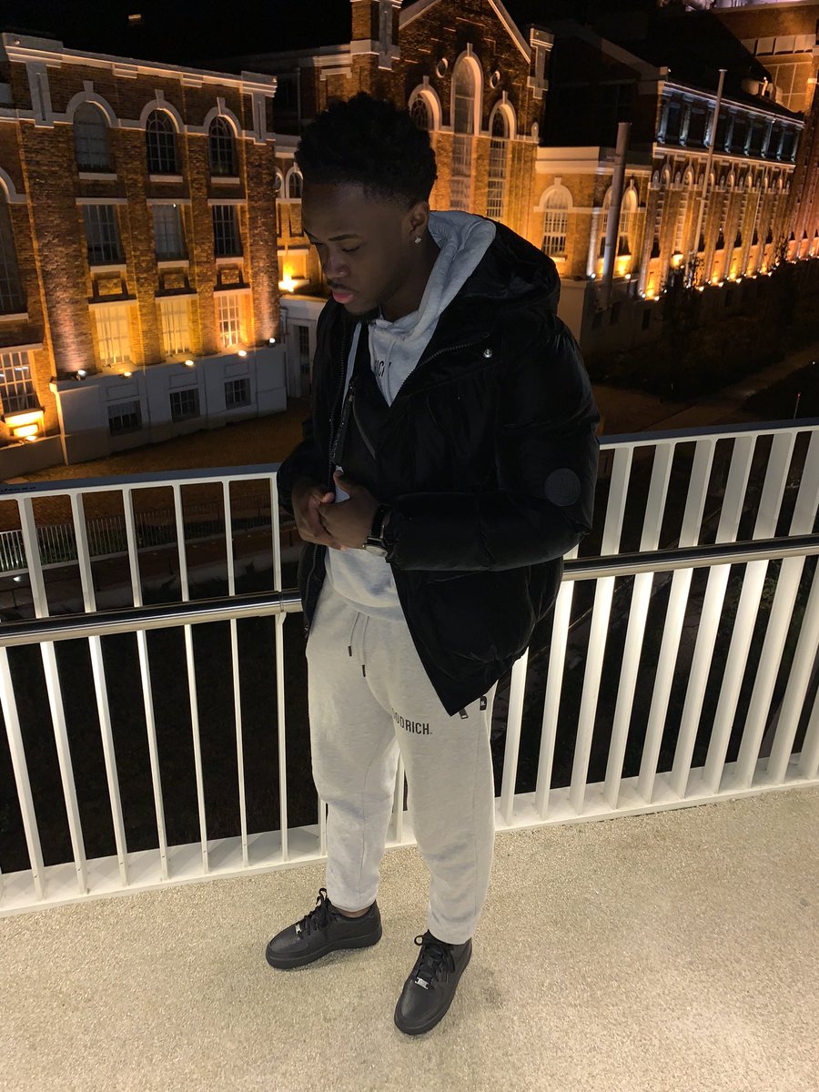 NEGGONEYY's tweet photo. No competition, I only see me 😮‍💨 https://t.co/56mJfadQNC