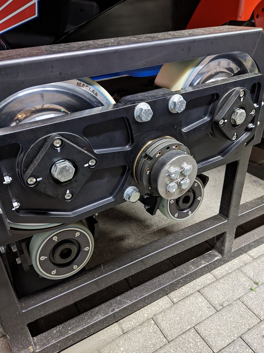 aerocoasters's tweet photo. #wheelassemblywednesday https://t.co/99kx2j3G5A